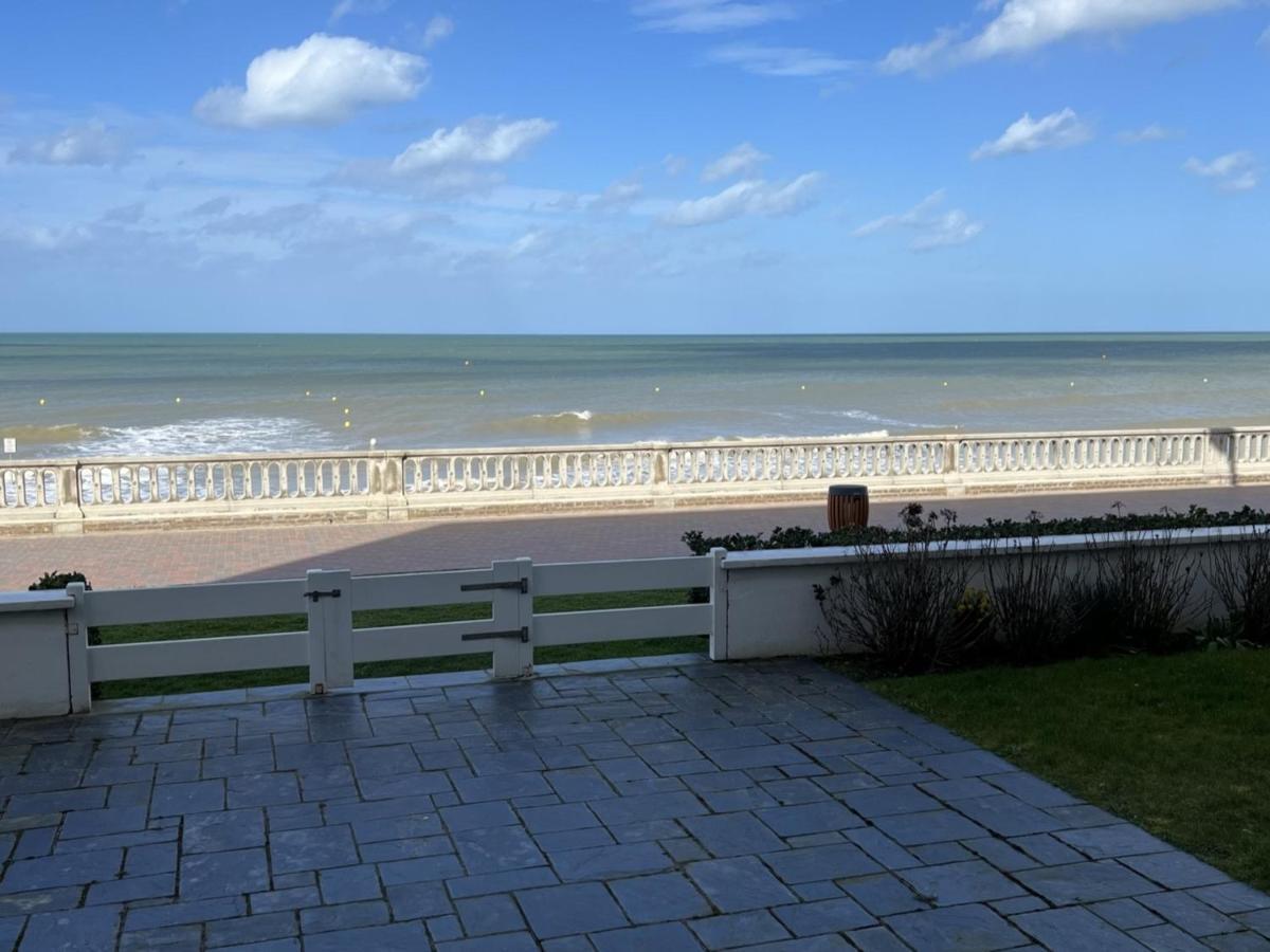 Appartement Studio En Centre-ville De Avec Balcon Et Parking - Fr-1-487-345 *